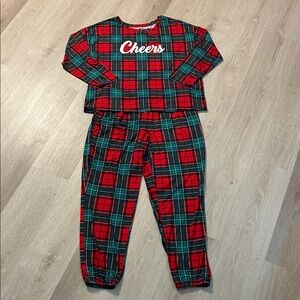 Joyspun Holiday/Christmas Red and Green Panama Set